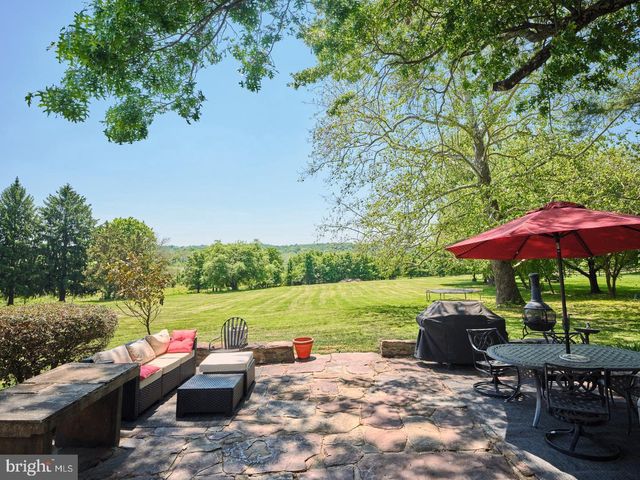 765 SWAMP RD, Newtown, PA 18940