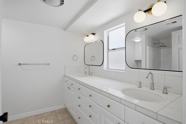 28177 Langside Avenue, Canyon Country, CA 91351