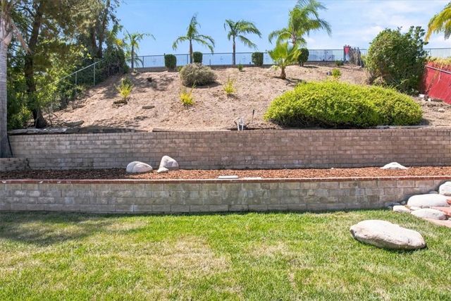 28177 Langside Avenue, Canyon Country, CA 91351