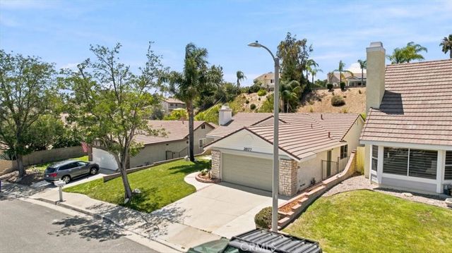 28177 Langside Avenue, Canyon Country, CA 91351