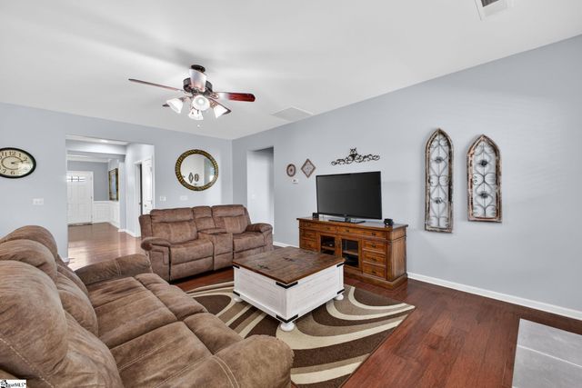 642 Windward Lane, Duncan, SC 29334