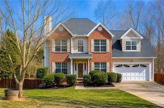 366 River Point Drive, Mcdonough, GA 30252