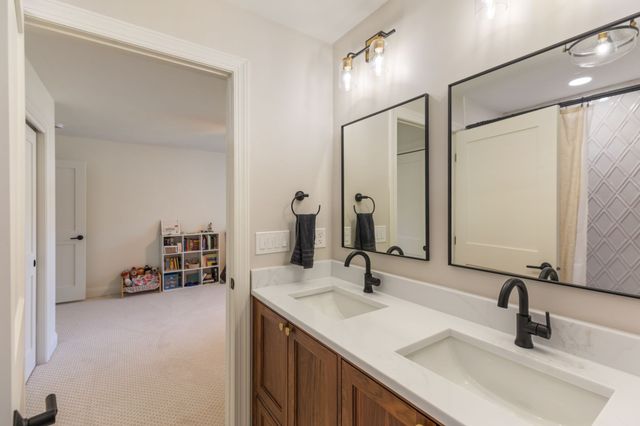 1103 Haverhill Dr, Brentwood, TN 37027