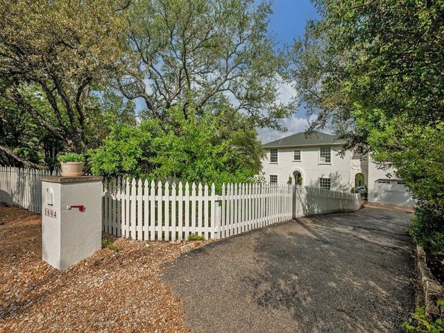 1604 Cliffwood DR, Austin, TX 78733