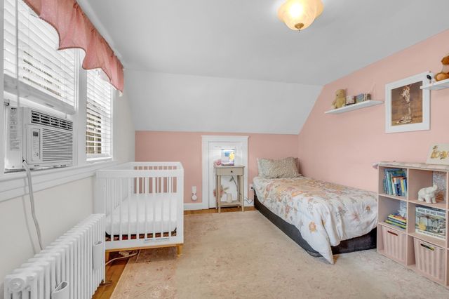 20 Pleasant St, Lunenburg, MA 01462