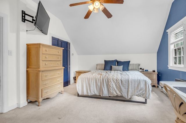 20 Pleasant St, Lunenburg, MA 01462