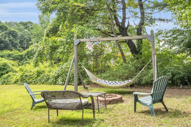 20 Pleasant St, Lunenburg, MA 01462