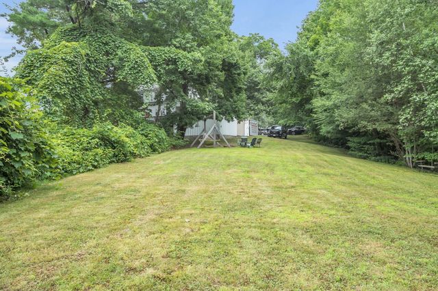 20 Pleasant St, Lunenburg, MA 01462