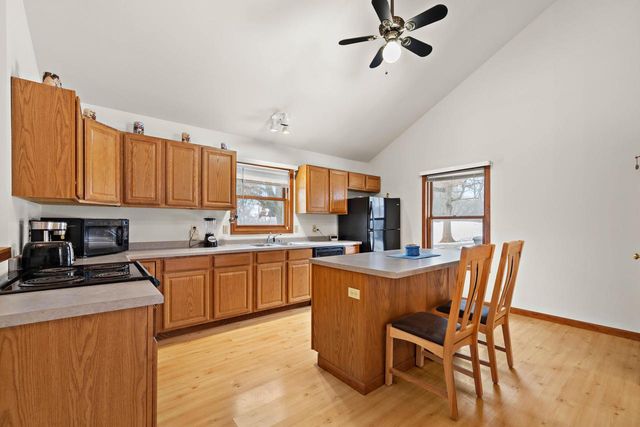 W9658 Stader ROAD, Whitewater, WI 53190