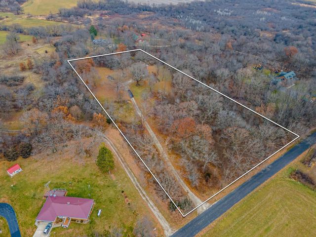 W9658 Stader ROAD, Whitewater, WI 53190