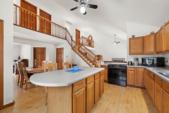 W9658 Stader ROAD, Whitewater, WI 53190