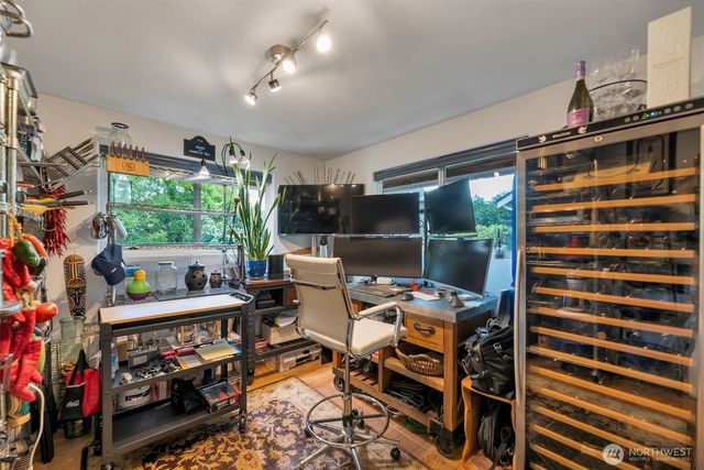 12200 85th Avenue S, Seattle, WA 98178