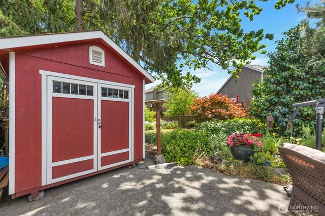 12200 85th Avenue S, Seattle, WA 98178