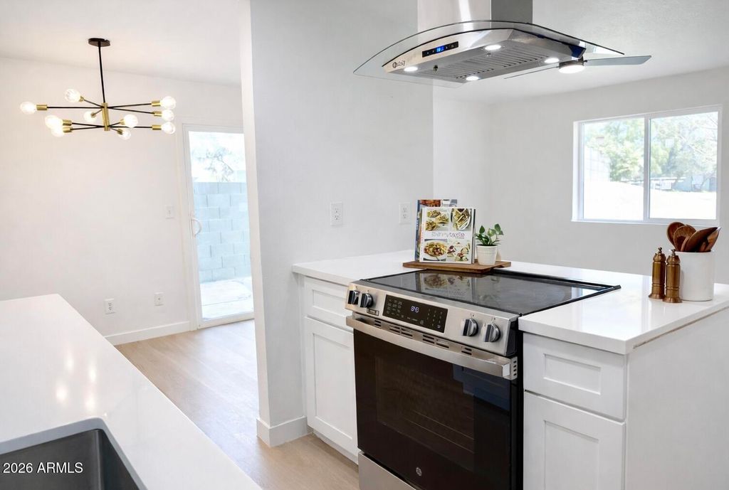 10215 N 8TH Street B, Phoenix, AZ 85020 — photo 4
