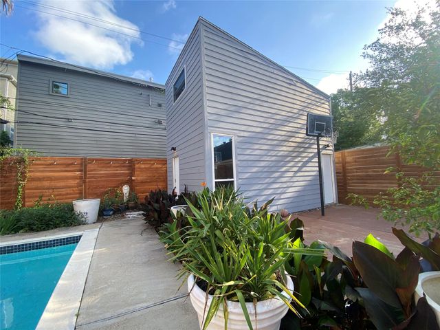 1964 Norfolk Street, Houston, TX 77098