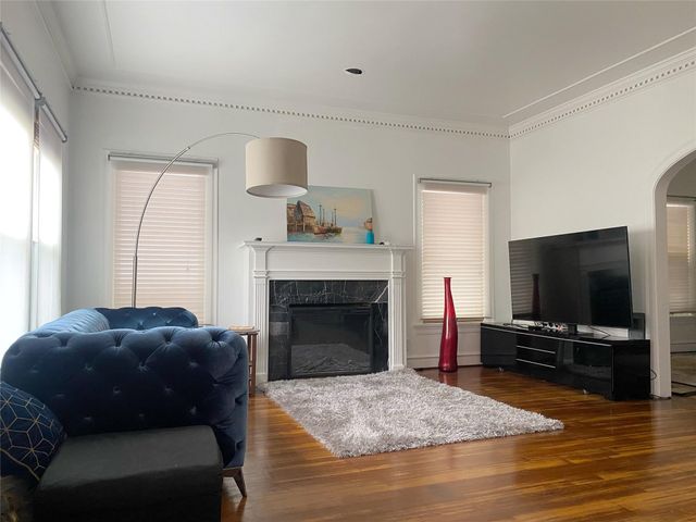 1964 Norfolk Street, Houston, TX 77098