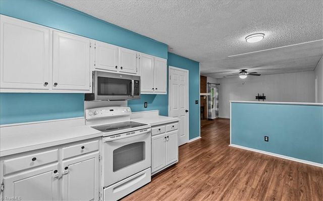 2004 Cottage Place, Greensboro, NC 27455