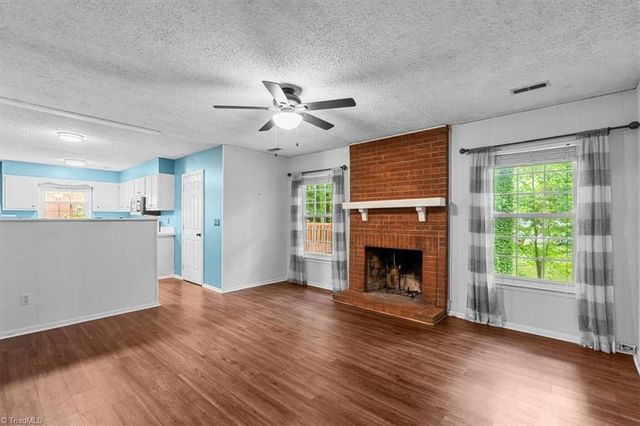 2004 Cottage Place, Greensboro, NC 27455