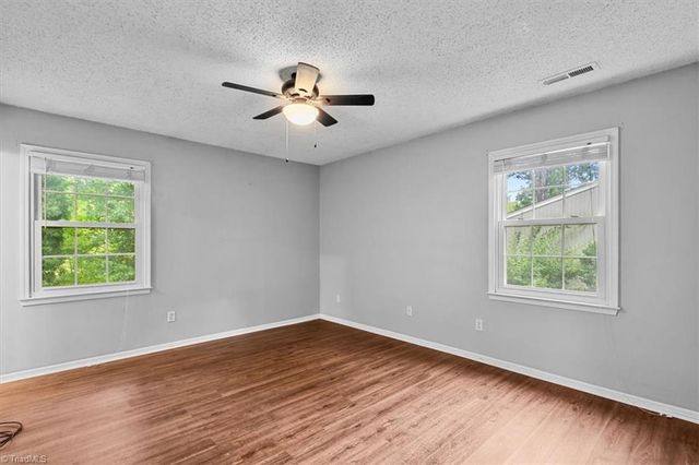 2004 Cottage Place, Greensboro, NC 27455
