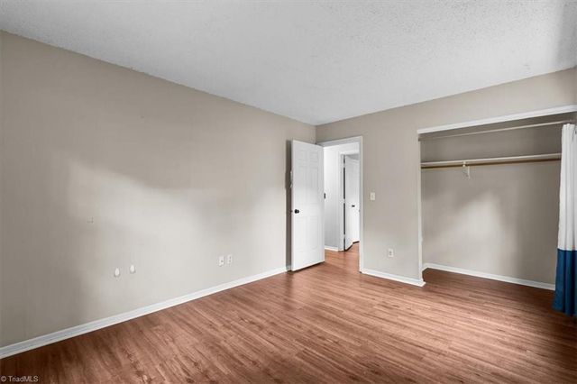 2004 Cottage Place, Greensboro, NC 27455