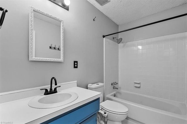 2004 Cottage Place, Greensboro, NC 27455