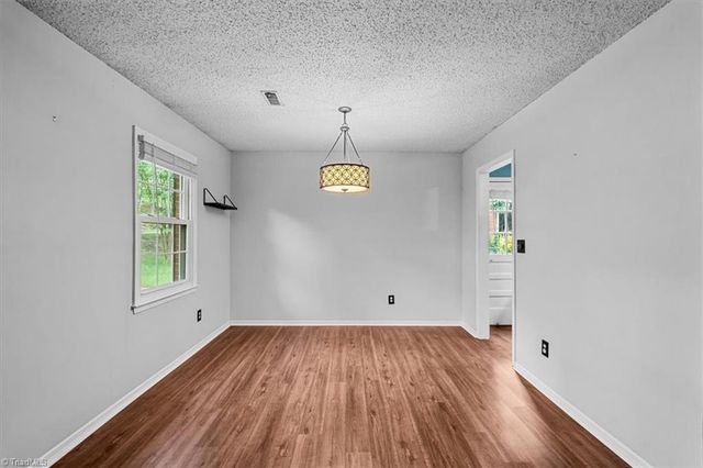 2004 Cottage Place, Greensboro, NC 27455