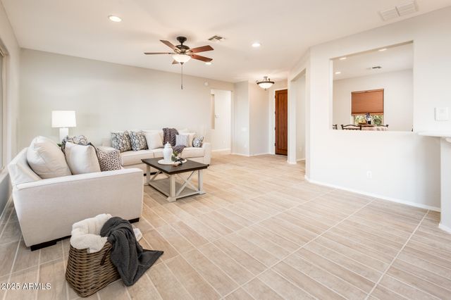 22815 N ARRELLAGA Drive, Sun City West, AZ 85375