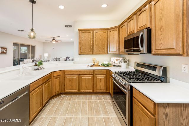 22815 N ARRELLAGA Drive, Sun City West, AZ 85375