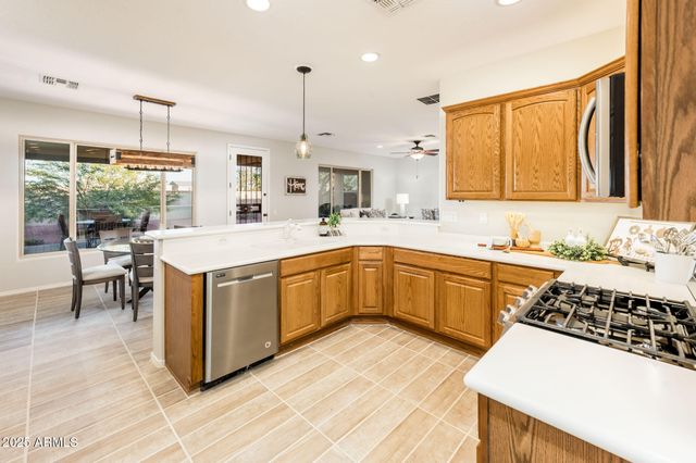 22815 N ARRELLAGA Drive, Sun City West, AZ 85375