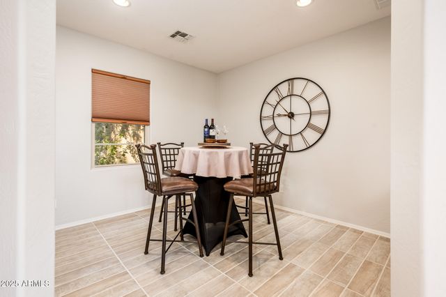 22815 N ARRELLAGA Drive, Sun City West, AZ 85375