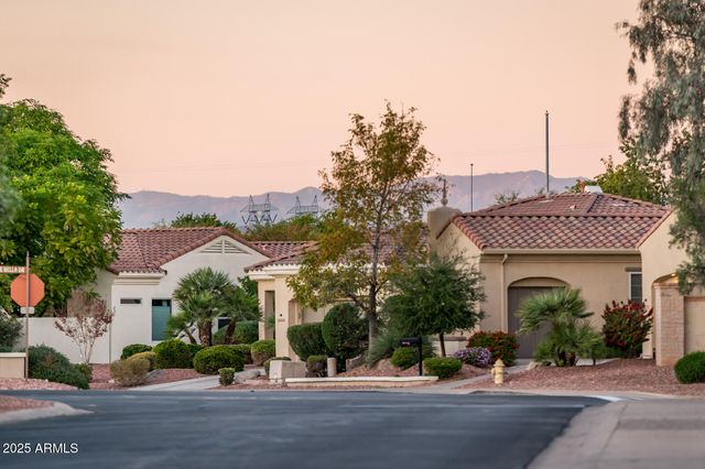 22815 N ARRELLAGA Drive, Sun City West, AZ 85375