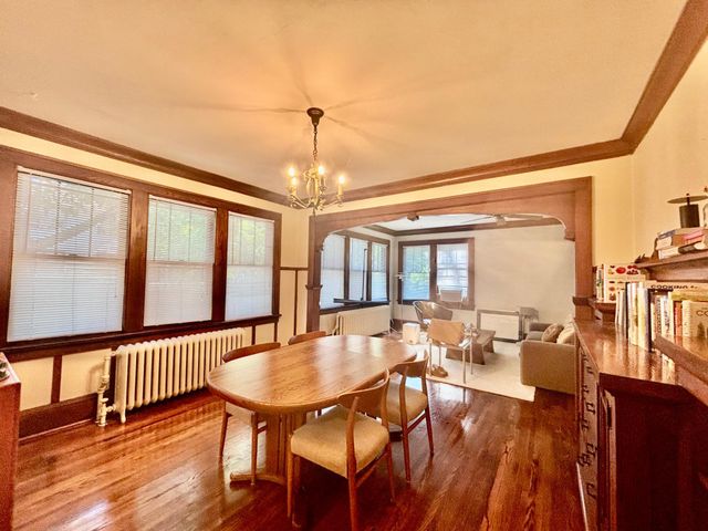157 Lexington Parkway S, Saint Paul, MN 55105