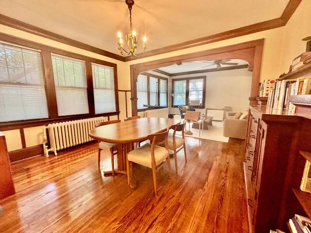 157 Lexington Parkway S, Saint Paul, MN 55105