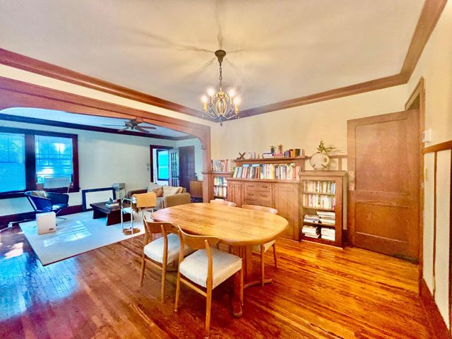 157 Lexington Parkway S, Saint Paul, MN 55105