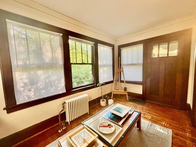 157 Lexington Parkway S, Saint Paul, MN 55105