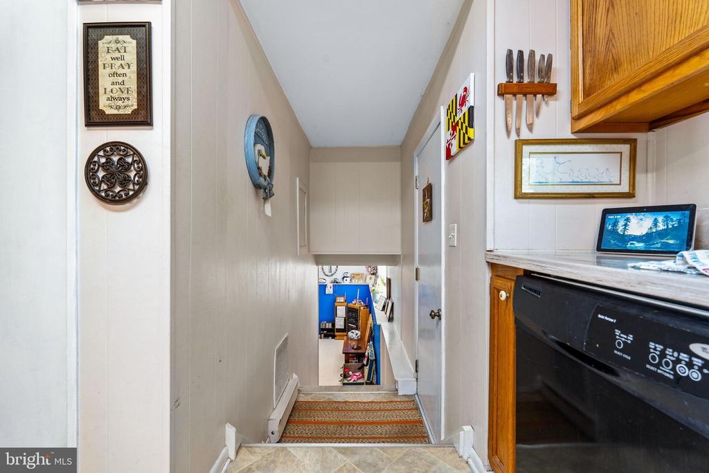 Image 14 of property listing at 240 COURTNEY DR, Elkton, MD 21921