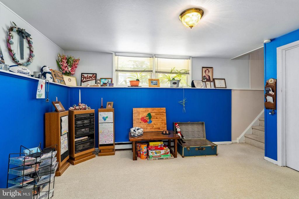 Image 19 of property listing at 240 COURTNEY DR, Elkton, MD 21921