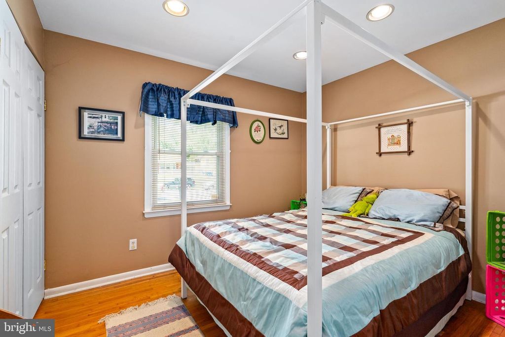 Image 20 of property listing at 240 COURTNEY DR, Elkton, MD 21921