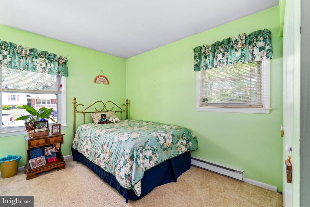 Image 23 of property listing at 240 COURTNEY DR, Elkton, MD 21921
