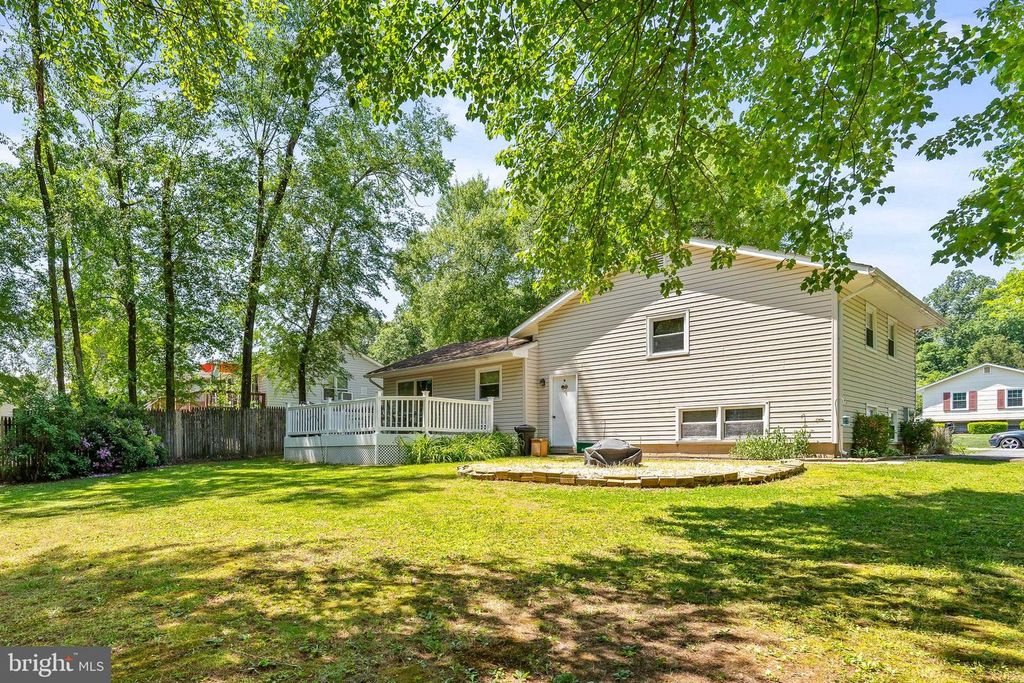Image 27 of property listing at 240 COURTNEY DR, Elkton, MD 21921