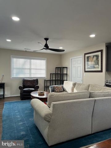 309 BURNSIDE AVE, Fredericksburg, VA 22405