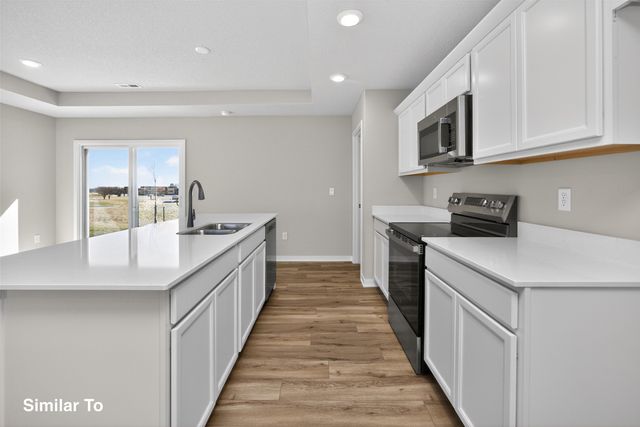 2203 Legacy Drive, Norwalk, IA 50211