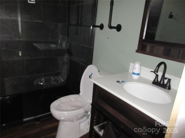 30 Rainbow Lake Circle, Black Mountain, NC 28711