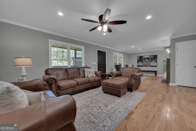 946 Riverdale Road, Toccoa, GA 30577