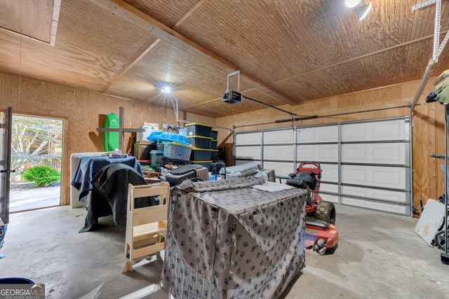 946 Riverdale Road, Toccoa, GA 30577