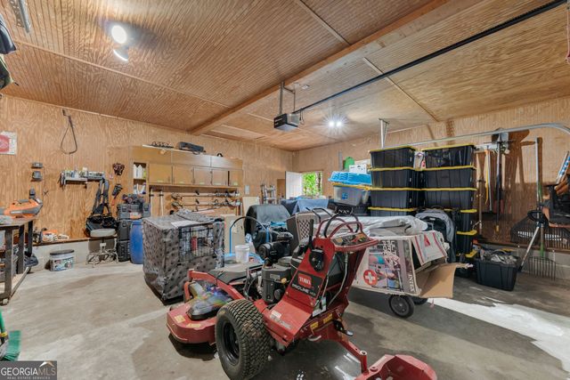 946 Riverdale Road, Toccoa, GA 30577