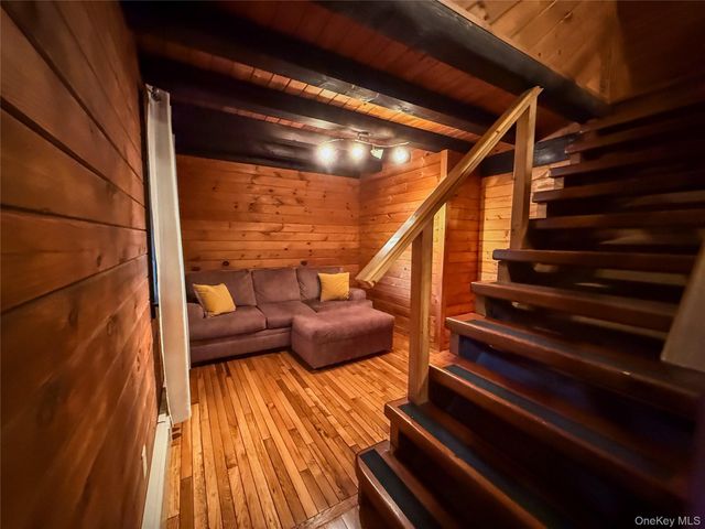 439 Roosa Gap Road, Bloomingburg, NY 12721