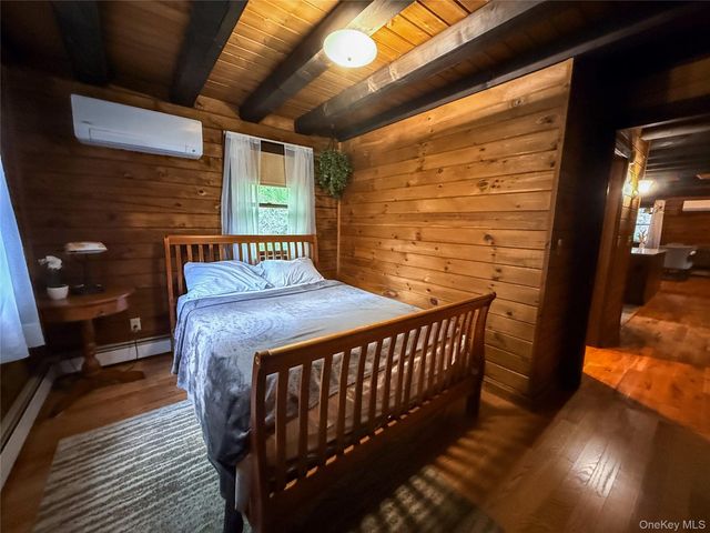 439 Roosa Gap Road, Bloomingburg, NY 12721