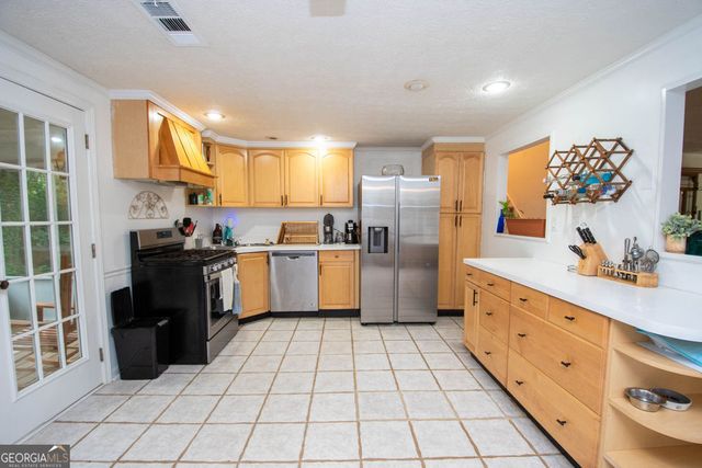 121 Sweetgum Road, Peachtree City, GA 30269