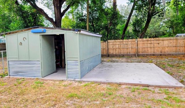 5233 HILL DRIVE, Zephyrhills, FL 33542